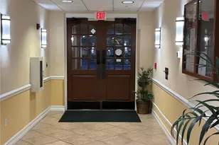 13941 Clubhouse Dr, Tampa, FL 33618 - Photo 5