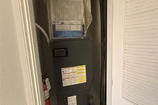 13941 Clubhouse Dr, Tampa, FL 33618 - Photo 29