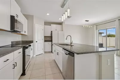 15718 Fort Island Place, Sun City Center, FL 33573 - Photo 7