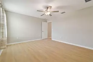15718 Fort Island Pl, Sun City Center, FL 33573 - Photo 13