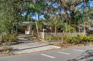 1409 E Park Cir, Tampa, FL 33604 - Photo 3