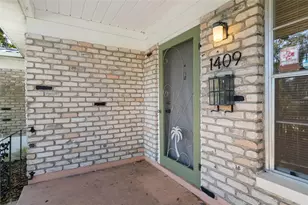 1409 E Park Cir, Tampa, FL 33604 - Photo 11