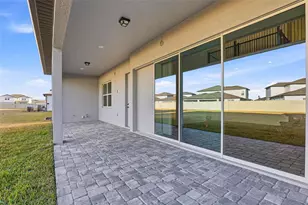 6962 Jared Oaks Dr, Wesley Chapel, FL 33545 - Photo 11