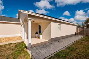 1712 Erin Brooke Dr, Valrico, FL 33594 - Photo 11