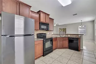 651 Breezeway Ct, Brandon, FL 33511 - Photo 5