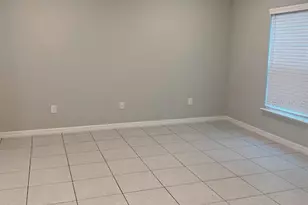 10908 Golden Acorn Ave, Tampa, FL 33610 - Photo 7