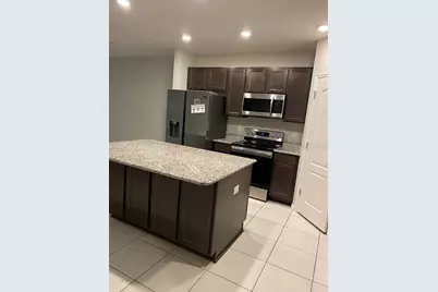 10908 Golden Acorn Avenue, Tampa, FL 33610 - Photo 3