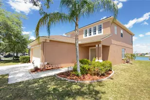 31405 Triborough Dr, Wesley Chapel, FL 33545 - Photo 3