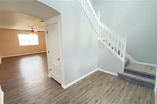 31405 Triborough Dr, Wesley Chapel, FL 33545 - Photo 11