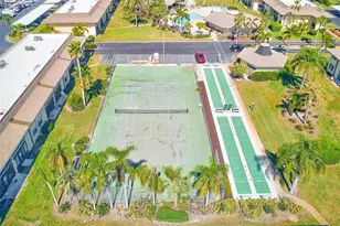 12300 Vonn Rd, Largo, FL 33774 - Photo 47