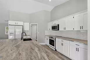 6332 Flamingo Dr, Apollo Beach, FL 33572 - Photo 13