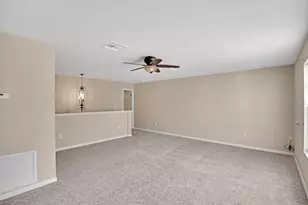 6025 Churchside Dr, Lithia, FL 33547 - Photo 21