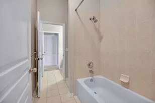 6025 Churchside Dr, Lithia, FL 33547 - Photo 17