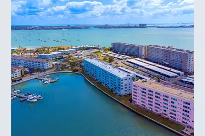 6025 Shore Boulevard S #110, Gulfport, FL 33707 - Photo 3