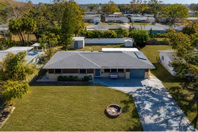 1901 Winchester Road N, Saint Petersburg, FL 33710 - Photo 3