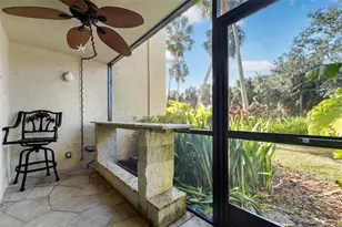 2614 Cove Cay Dr, Clearwater, FL 33760 - Photo 19