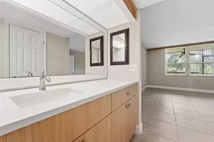 2614 Cove Cay Dr, Clearwater, FL 33760 - Photo 9