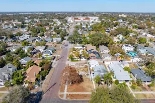 2555 Burlington Ave N, Saint Petersburg, FL 33713 - Photo 1