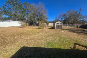 6106 Mangrove Dr, Wesley Chapel, FL 33544 - Photo 5