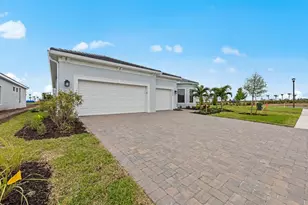 4806 Empire Landing Run, Lakewood Ranch, FL 34211 - Photo 3