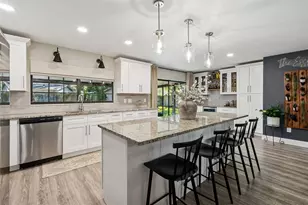 11313 Carrollwood Estates Dr, Tampa, FL 33618 - Photo 11