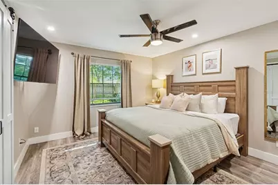 11313 Carrollwood Estates Drive, Tampa, FL 33618 - Photo 17