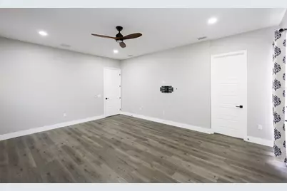 7070 63rd Street N, Pinellas Park, FL 33781 - Photo 11