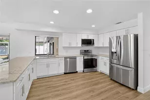 1741 Shady Leaf Dr, Valrico, FL 33596 - Photo 17