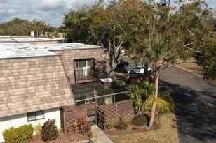 15338 E Pond Woods Dr, Tampa, FL 33618 - Photo 27