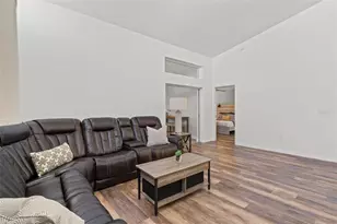 9474 Mississippi Run, Weeki Wachee, FL 34613 - Photo 13