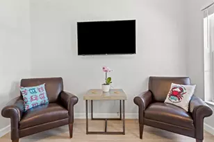 9474 Mississippi Run, Weeki Wachee, FL 34613 - Photo 17