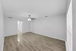 8018 Shepherd Ave, Spring Hill, FL 34606 - Photo 21