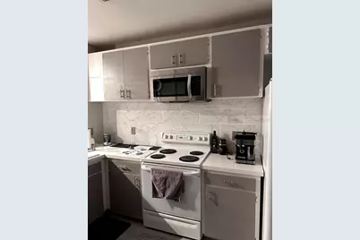 6210 Bayside Key Drive, Tampa, FL 33615 - Photo 11