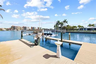 4914 59th Ave S, Saint Petersburg, FL 33715 - Photo 7
