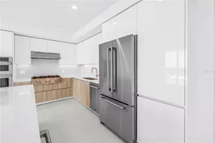 400 Central Ave, Saint Petersburg, FL 33701 - Photo 11