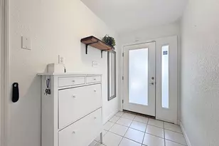 106 Brent Cir, Oldsmar, FL 34677 - Photo 9