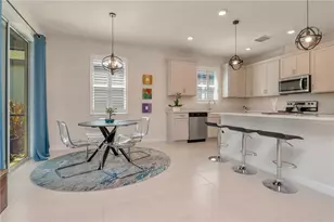 6462 Bradford Woods Dr, Zephyrhills, FL 33542 - Photo 9