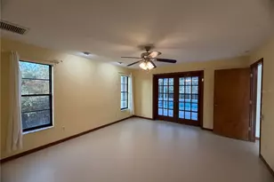 7255 18th St NE, Saint Petersburg, FL 33702 - Photo 25