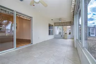 2308 Emerald Lake Dr, Sun City Center, FL 33573 - Photo 37