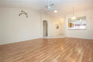 2308 Emerald Lake Dr, Sun City Center, FL 33573 - Photo 13