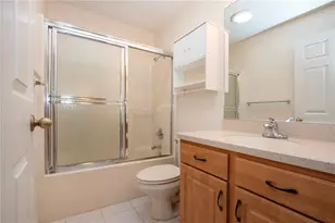 2308 Emerald Lake Dr, Sun City Center, FL 33573 - Photo 31