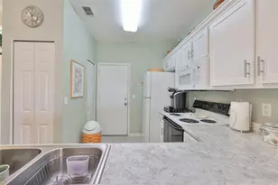 2203 Nantucket Dr, Sun City Center, FL 33573 - Photo 5