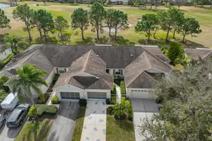 2203 Nantucket Dr, Sun City Center, FL 33573 - Photo 3