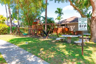 328 Liam Ave, Tarpon Springs, FL 34689 - Photo 53