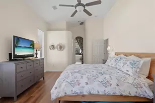 328 Liam Ave, Tarpon Springs, FL 34689 - Photo 27