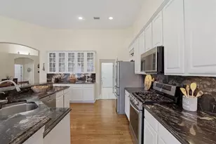 328 Liam Ave, Tarpon Springs, FL 34689 - Photo 17