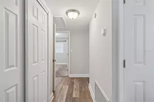 3202 E Jean St, Tampa, FL 33610 - Photo 15