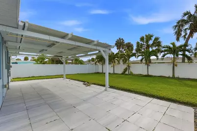 450 82nd Avenue, Saint Pete Beach, FL 33706 - Photo 17