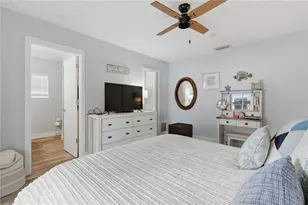 440 Oxford Rd, Palm Harbor, FL 34683 - Photo 21