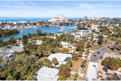 3110 W De Bazan Avenue, Saint Pete Beach, FL 33706 - Photo 7